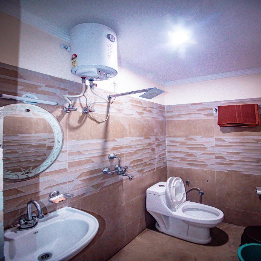 Triple One Hotel Tapovan Rishikesh,Near Laxman Jhula エクステリア 写真