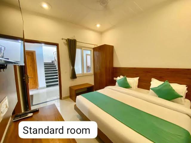 Triple One Hotel Tapovan Rishikesh,Near Laxman Jhula エクステリア 写真