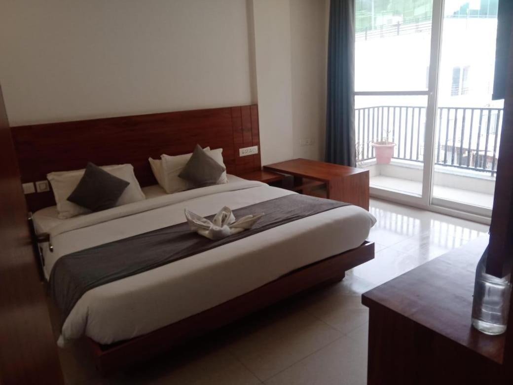 Triple One Hotel Tapovan Rishikesh,Near Laxman Jhula エクステリア 写真