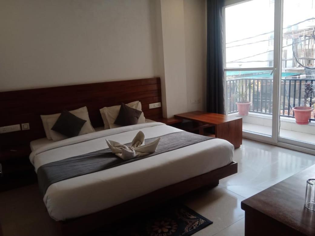 Triple One Hotel Tapovan Rishikesh,Near Laxman Jhula エクステリア 写真